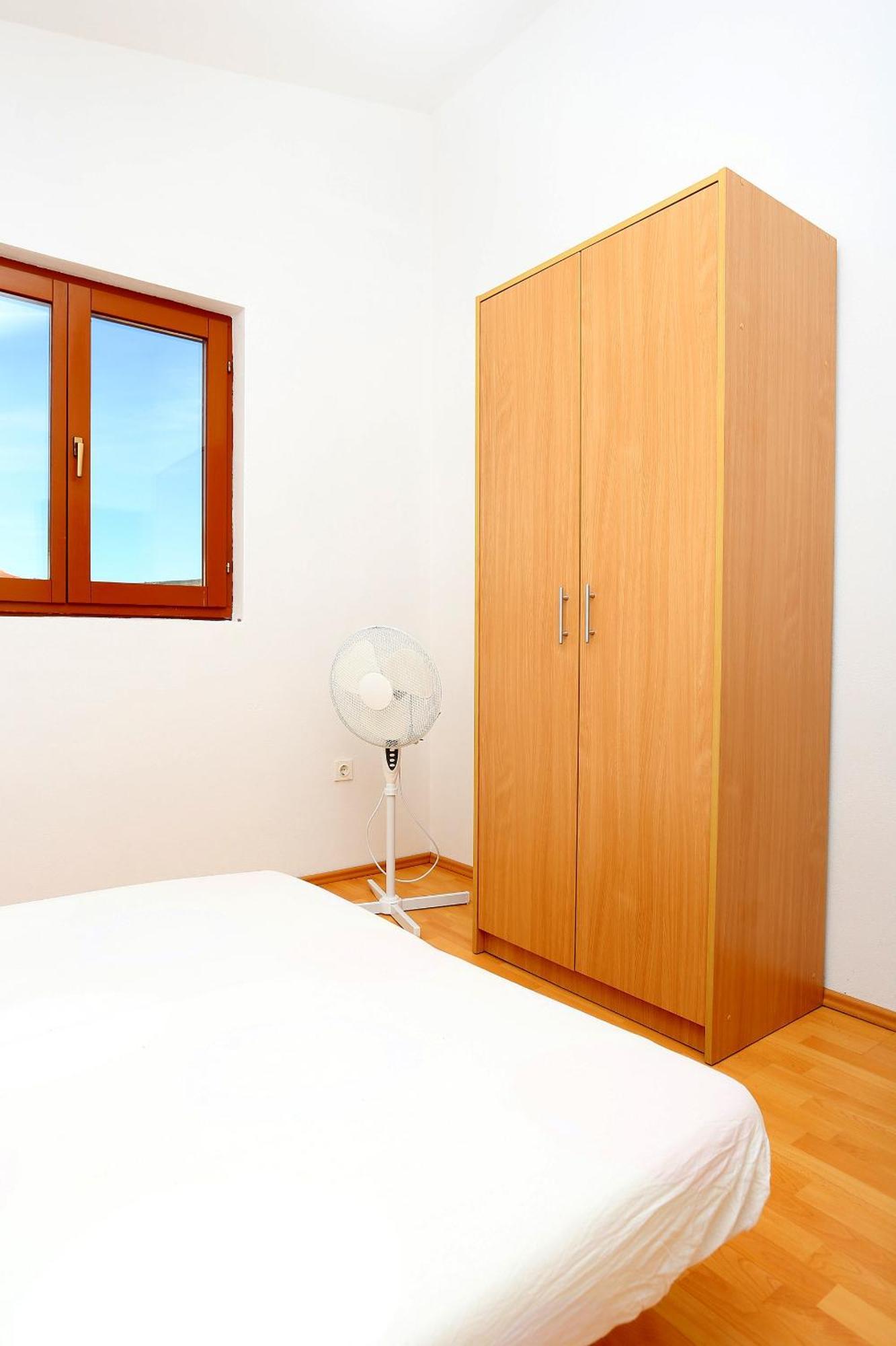 Apartments By The Sea Rogoznica - 10338 部屋 写真