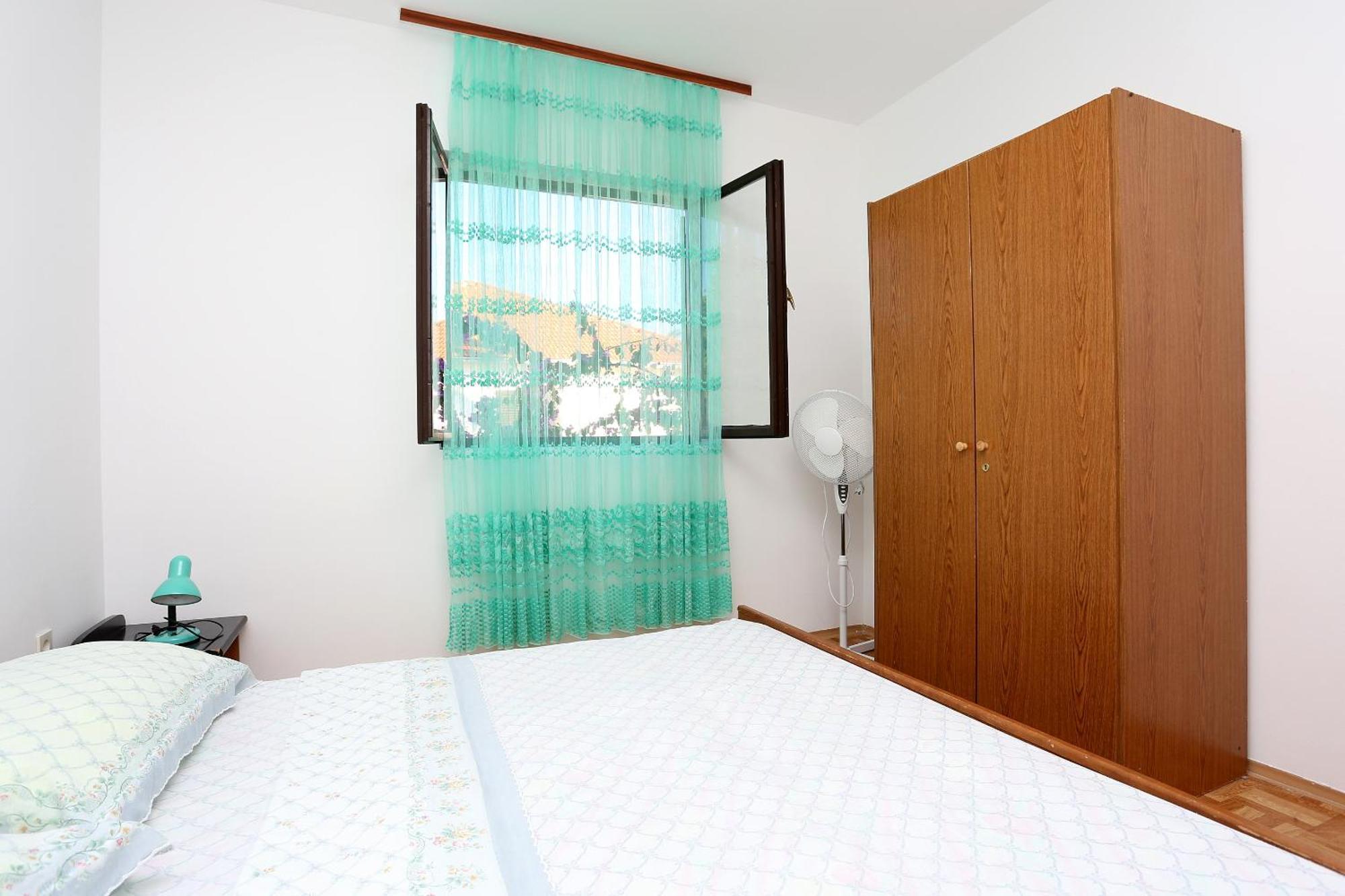 Apartments By The Sea Rogoznica - 10338 部屋 写真